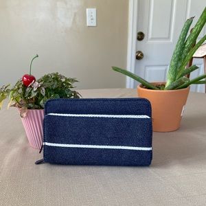 Thirty One Perfect Cents Wallet